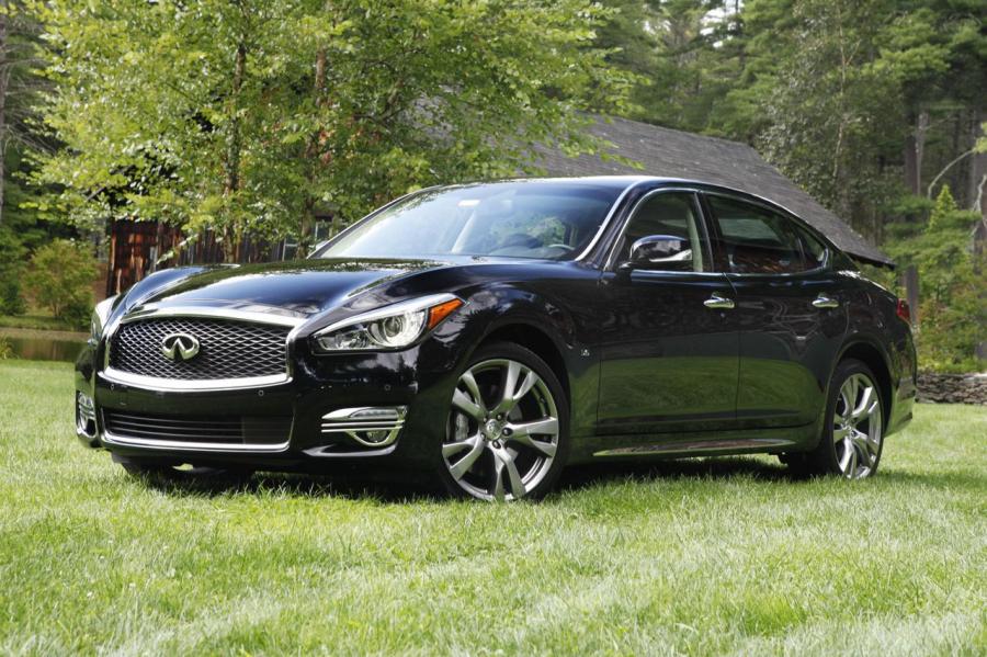  Infiniti Q70L 5.6 2015 года  (фото 7 из 27)